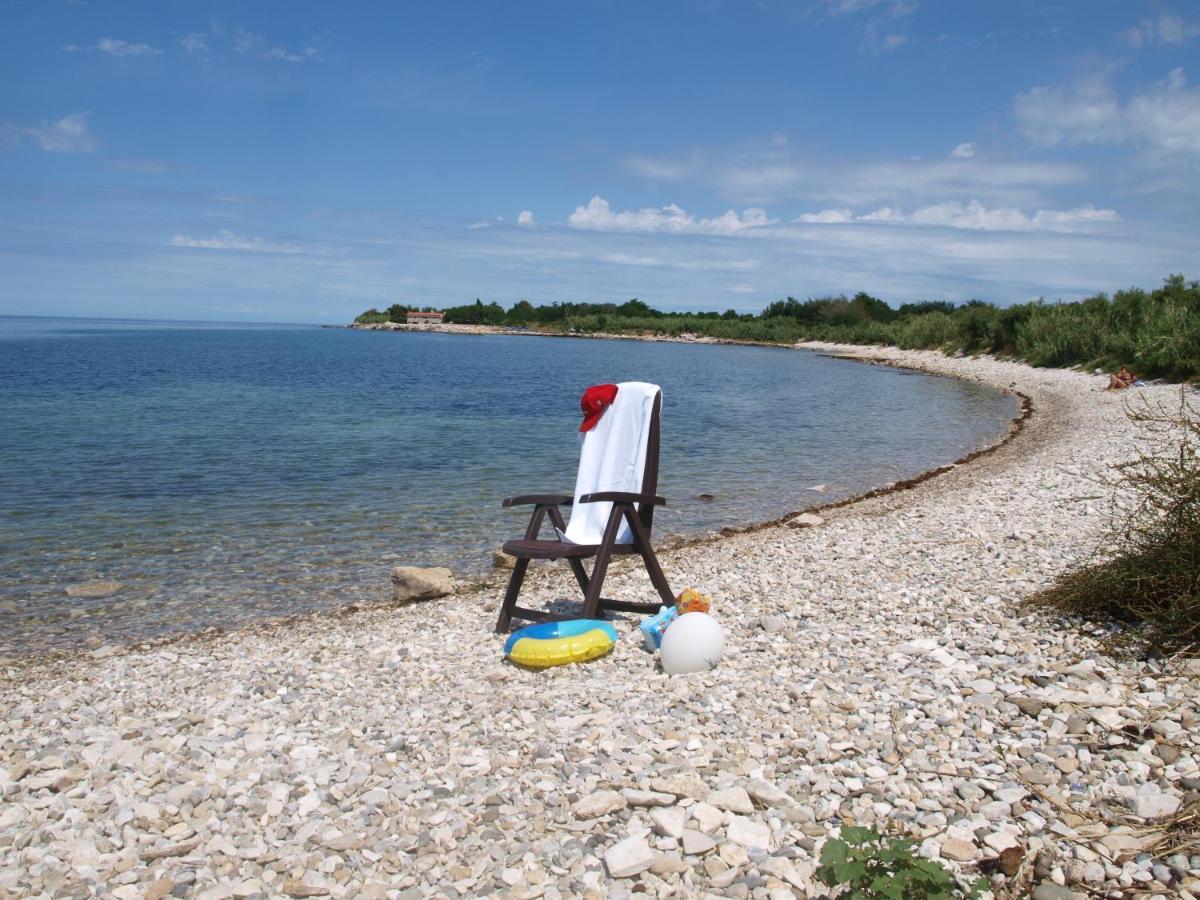 Camping Adria Mobile Homes In Camping Kastanija Novigrad Istria Buitenkant foto